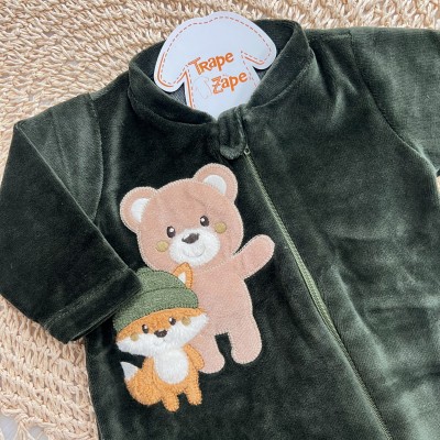 Macacão em Plush com Abertura em Zíper Ursinho e Raposa - Verde Musgo